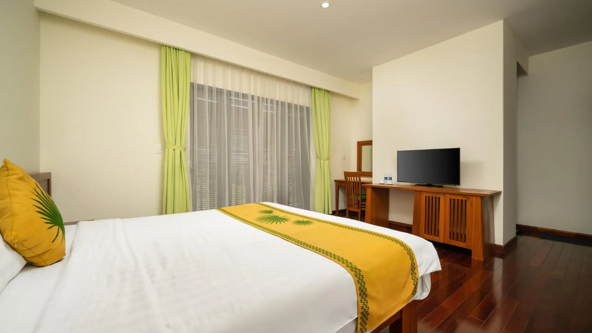 Hoa Co Villa - Garden & Poolview Hoi An 4*,  Vietnam